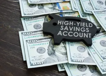 High-Yield Savings Accounts 2026: Maximizing Cash Returns with Safety in Mind